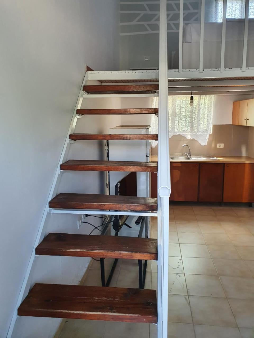 Hause Italy * Vlorë